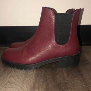 American Eagle Burgundy Chelsea Boots